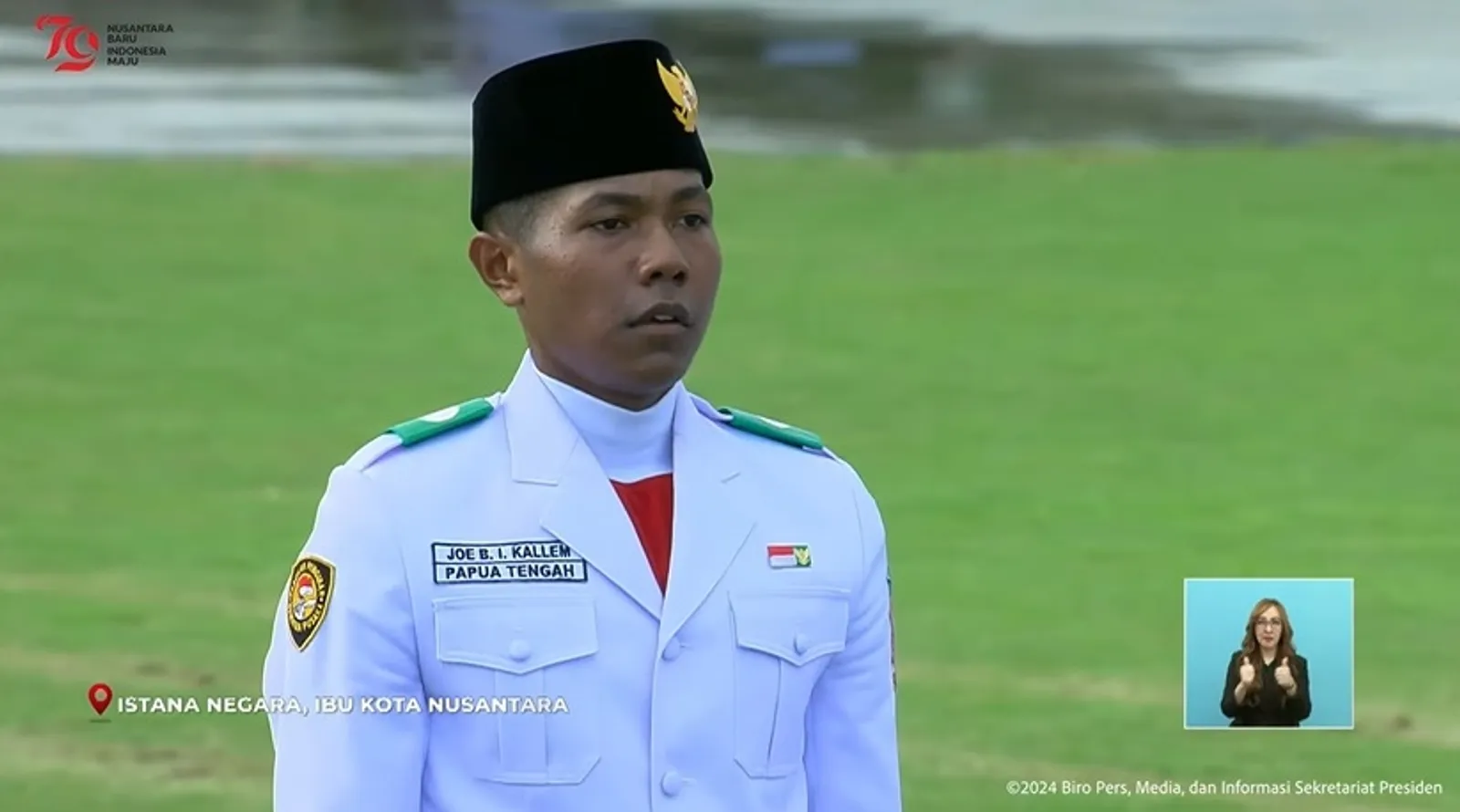 Potret Petugas Upacara Penurunan Bendera 17 Agustus 2024 di IKN