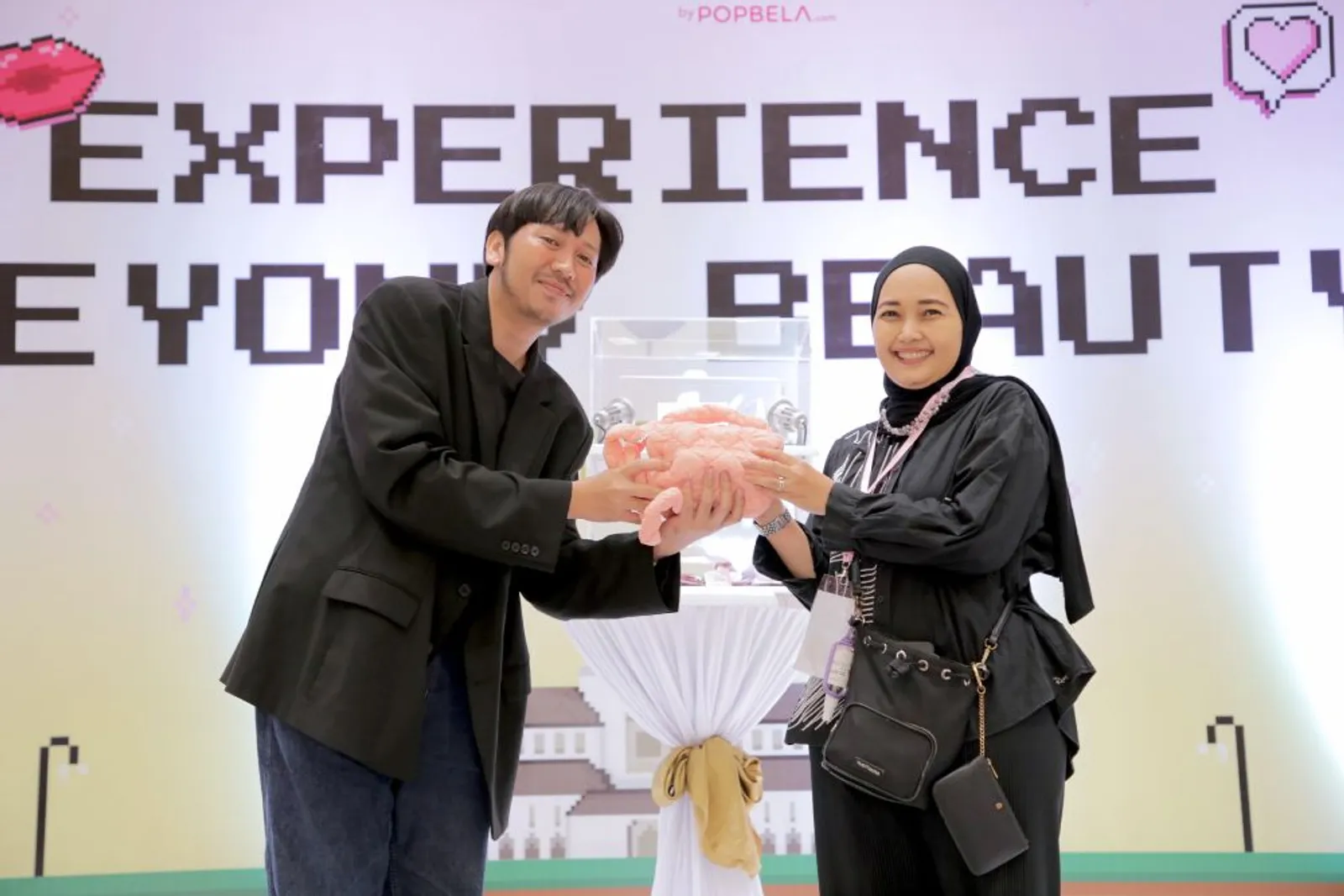 10 Potret Excited Para Pemenang Raffle Prize BFA Bandung 2024