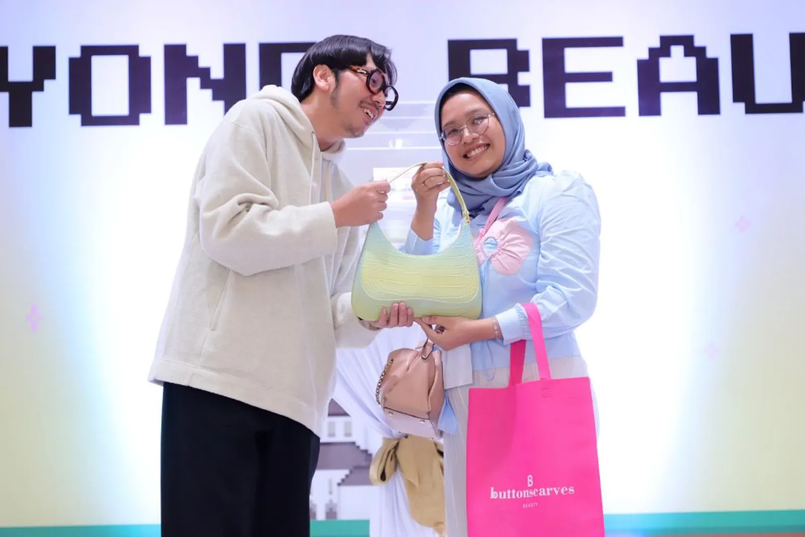 10 Potret Excited Para Pemenang Raffle Prize BFA Bandung 2024