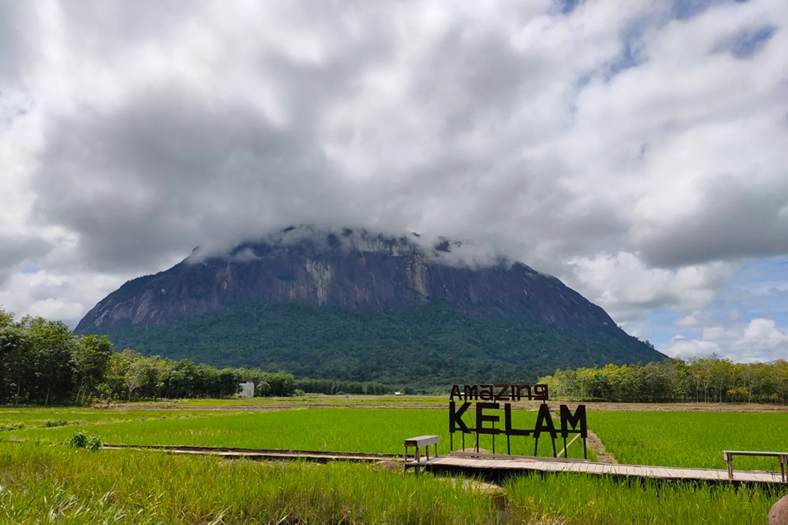 7 Rekomendasi Wisata Kalimantan Barat, Sesekali Main ke Tanah Borneo