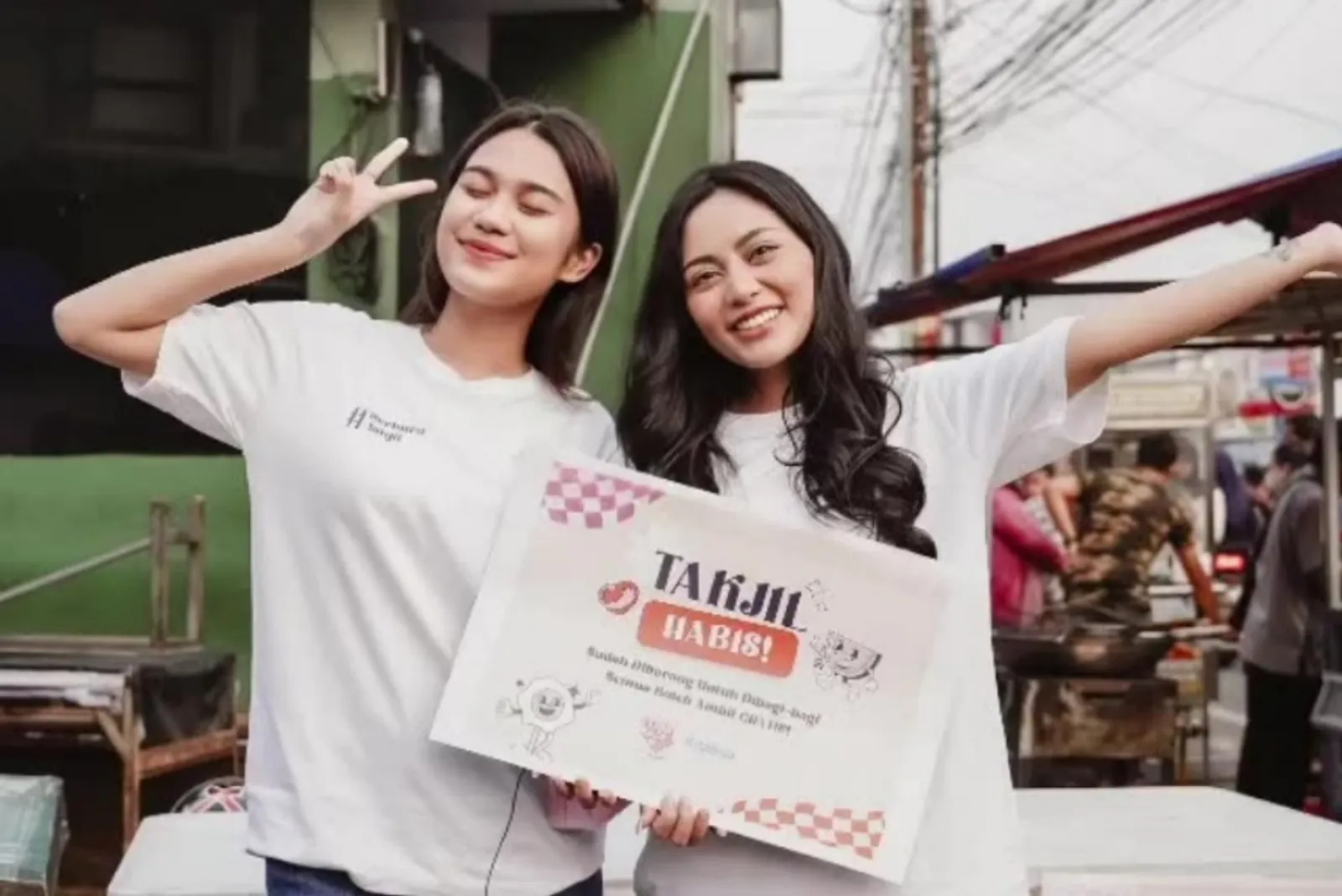 7 Potret Persahabatan Rachel Vennya dan Azizah Salsha, Lagi Disorot!