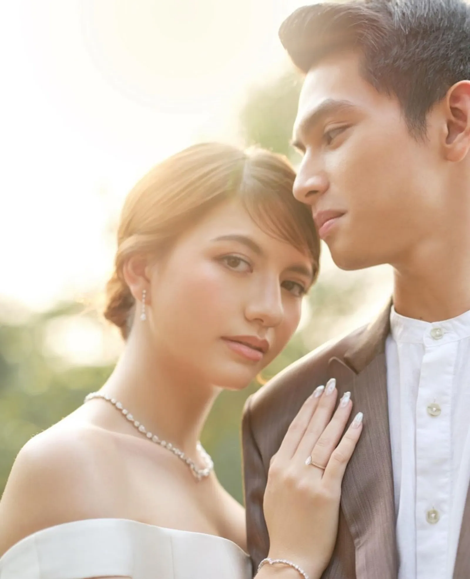 Baru Dibagikan, Intip 7 Foto Pre-Wedding Cassandra Lee dan Ryuken Lie