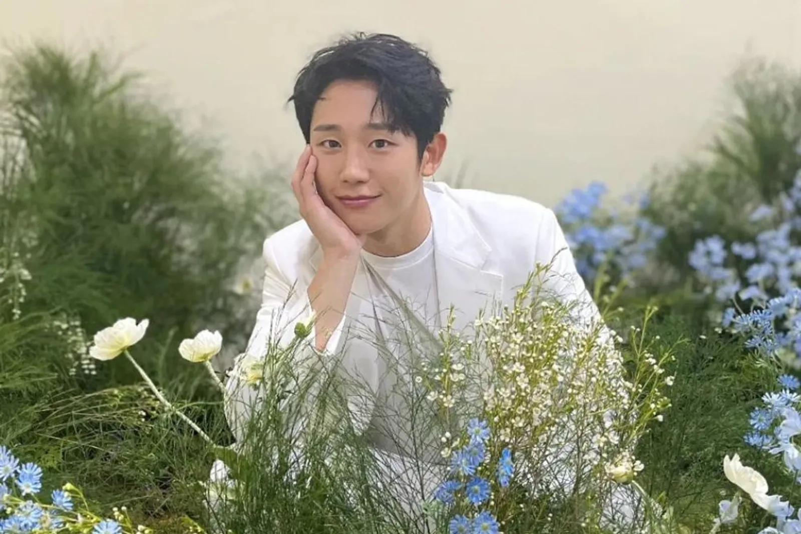 6 Fakta Keluarga Jung Hae In, Kakeknya Filsuf Besar Era Joseon