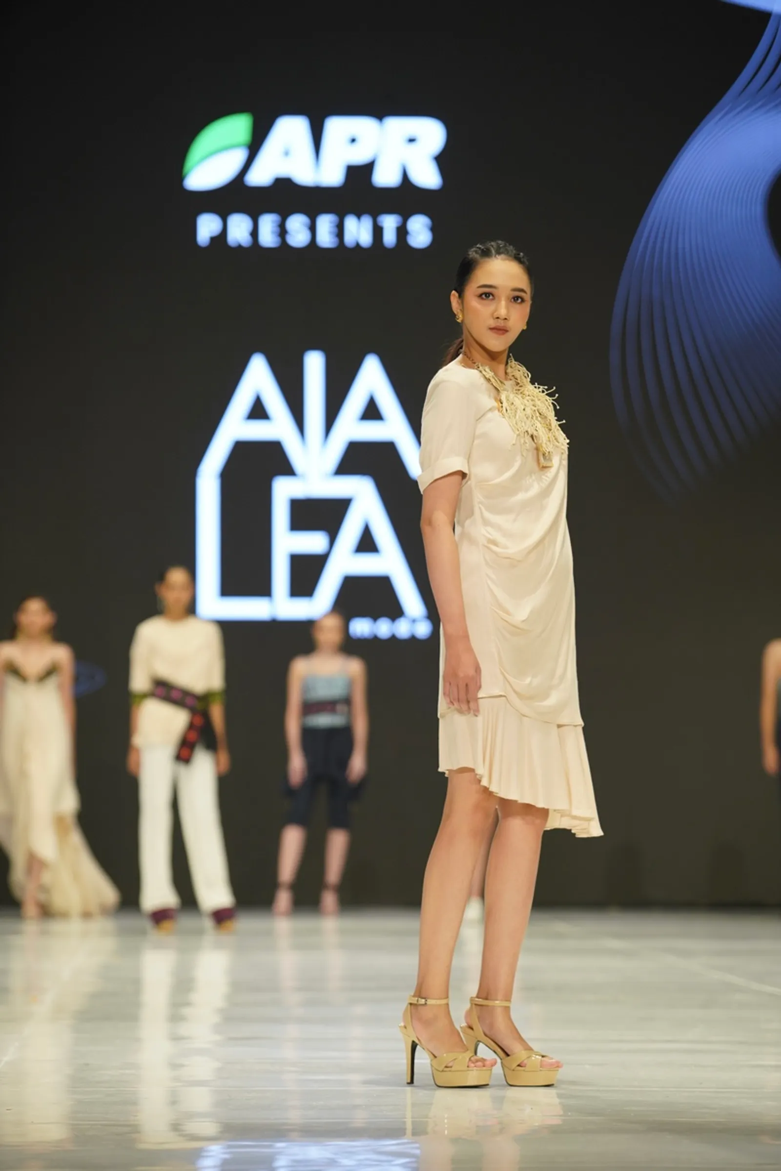 APR dan Guru Fashion Perkenalkan Viscose-Rayon di Jogja Fashion Week