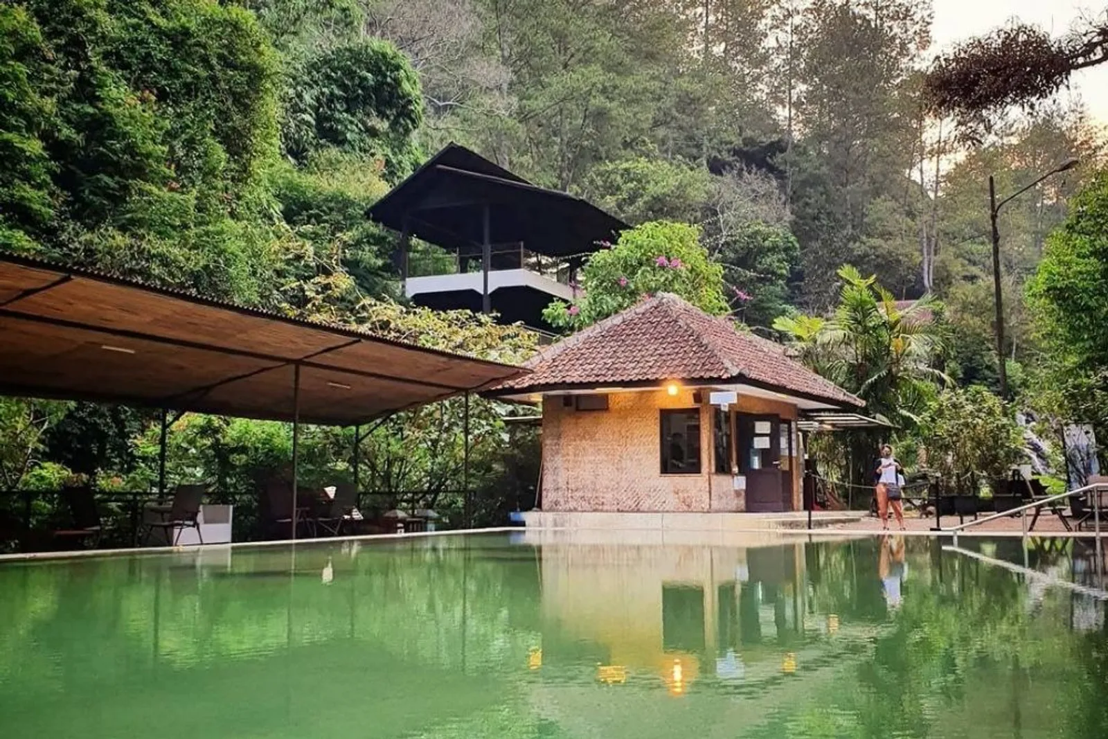 Maribaya Hot Spring Resort, Tempat Seru untuk Staycation di Lembang