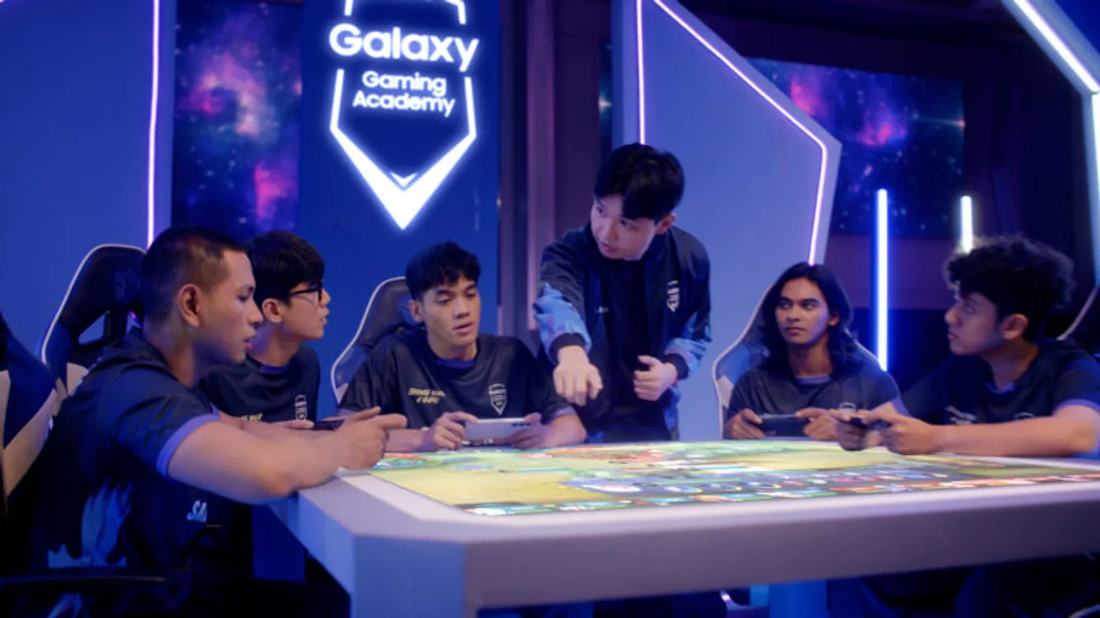 Samsung Galaxy Gaming Academy 2024: Calon Pro Player Wajib Ikutan!