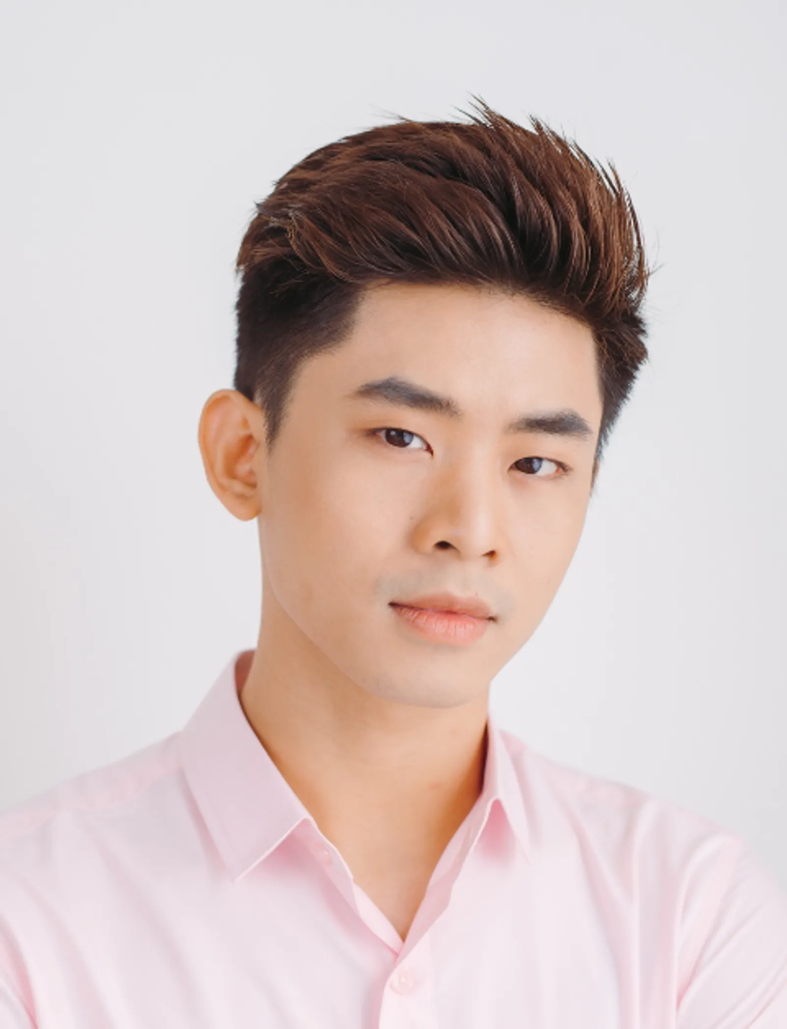 7 Potongan Rambut 2 Jari Korea yang Rapi tapi Stylish