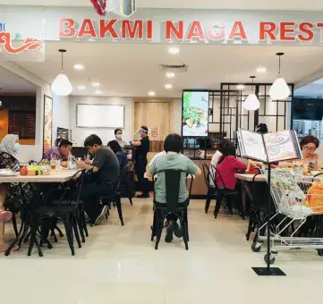 22 Kuliner di Pantjoran PIK Terenak, Mulai Rp20 Ribuan