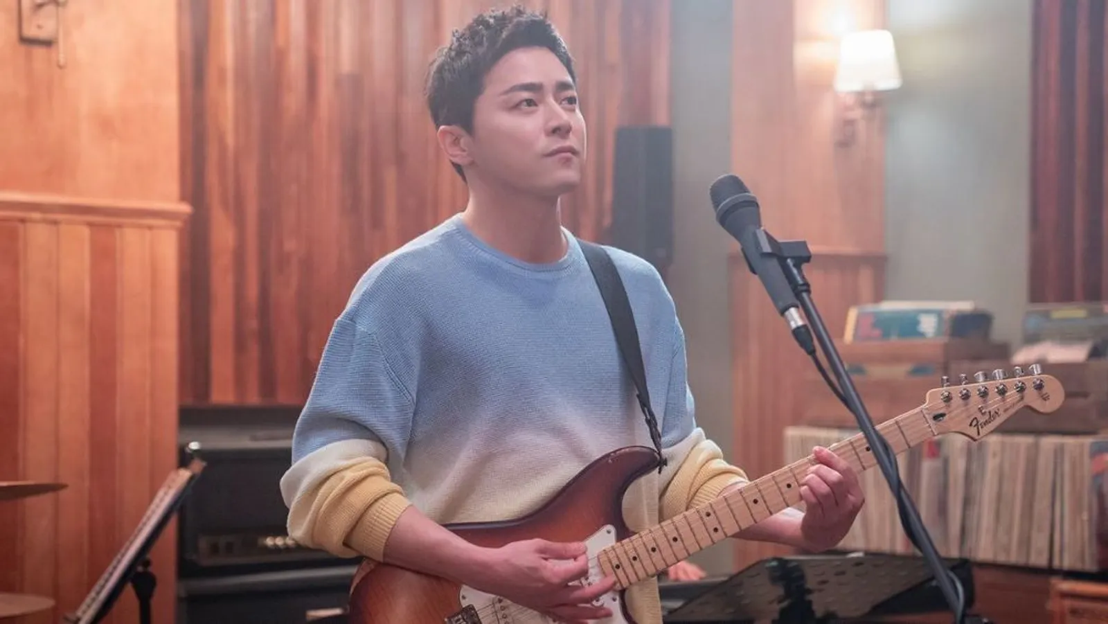 Jo Jung-suk Debut Jadi Penyanyi, Rilis Album Self-titled Perdana