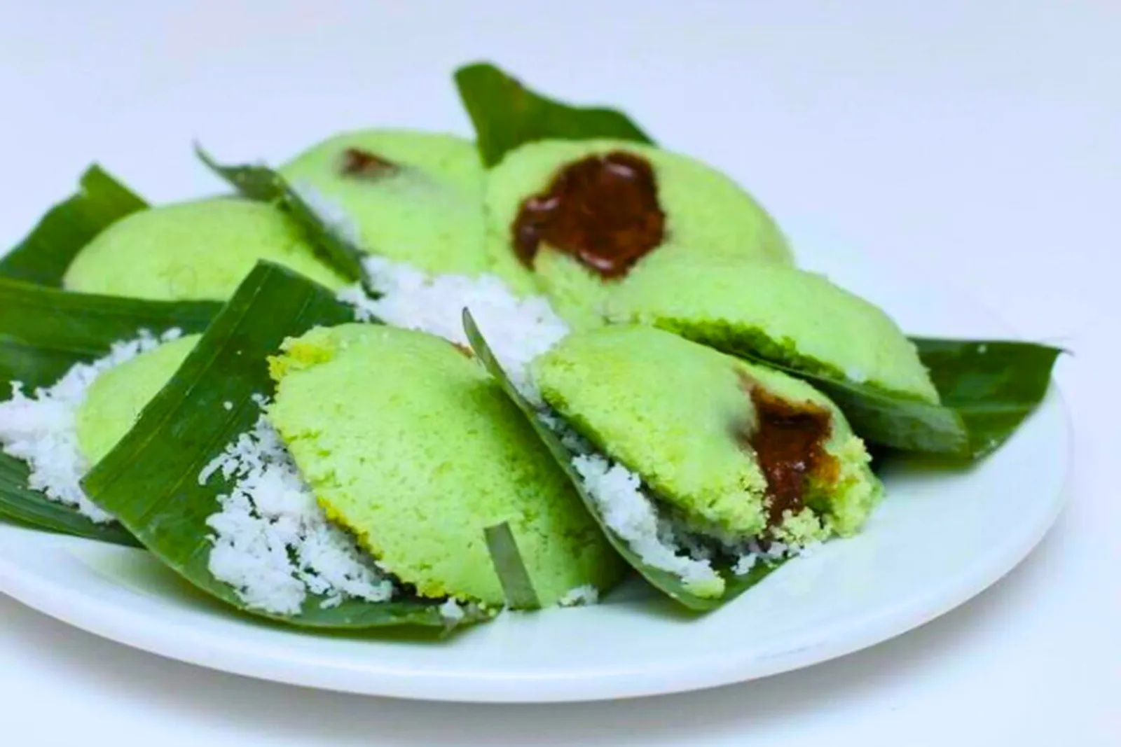 Resep Putu Piring yang Lembut dan Mudah Membuatnya!