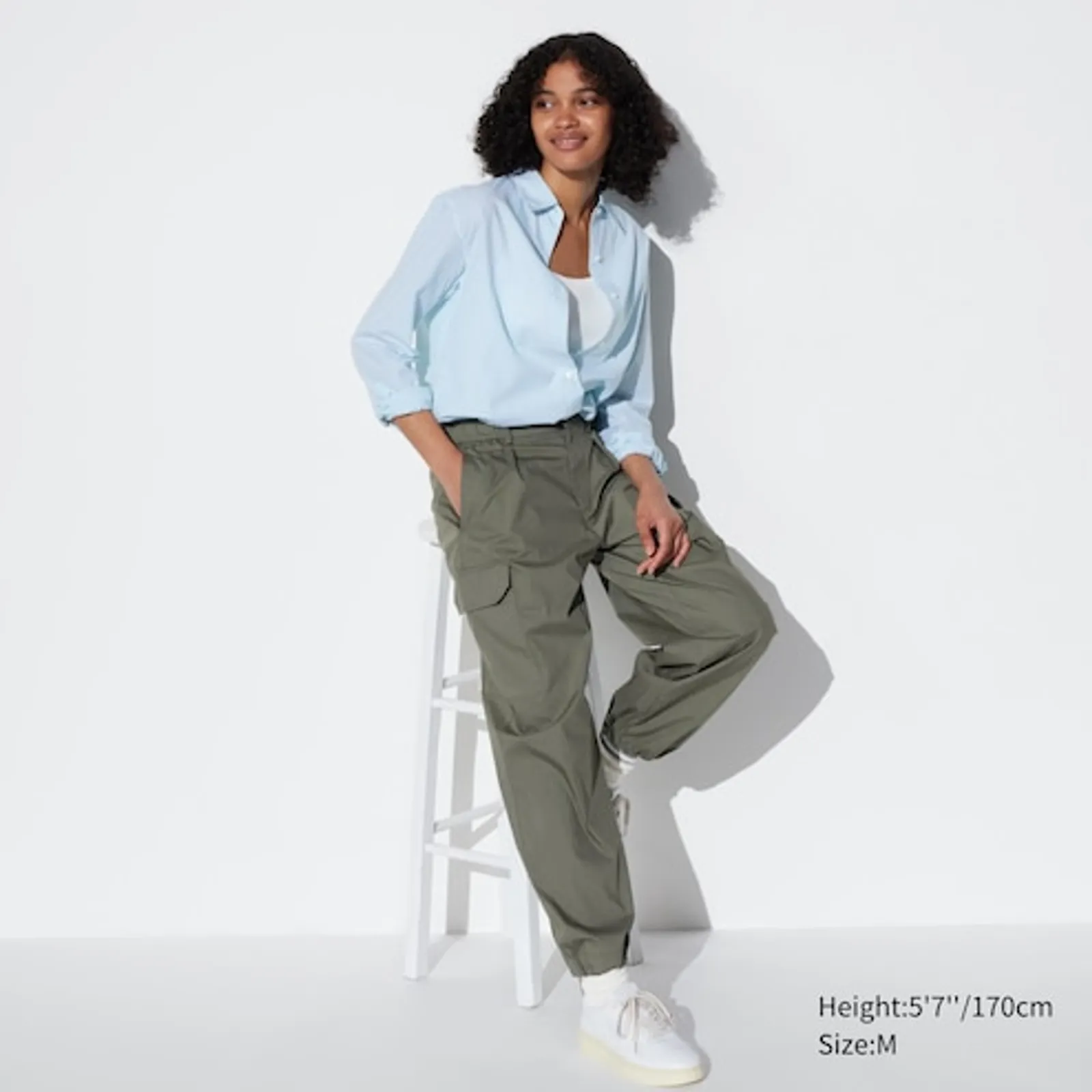 6 Rekomendasi Uniqlo Cargo Pants yang Bisa Kamu Pakai Sehari-hari