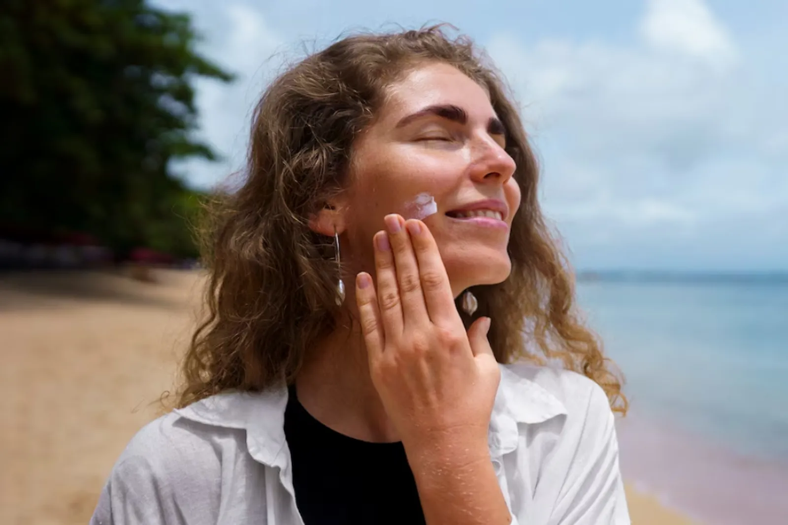 Apakah Sunscreen Boleh Dipakai di Malam Hari? Ini Jawabannya