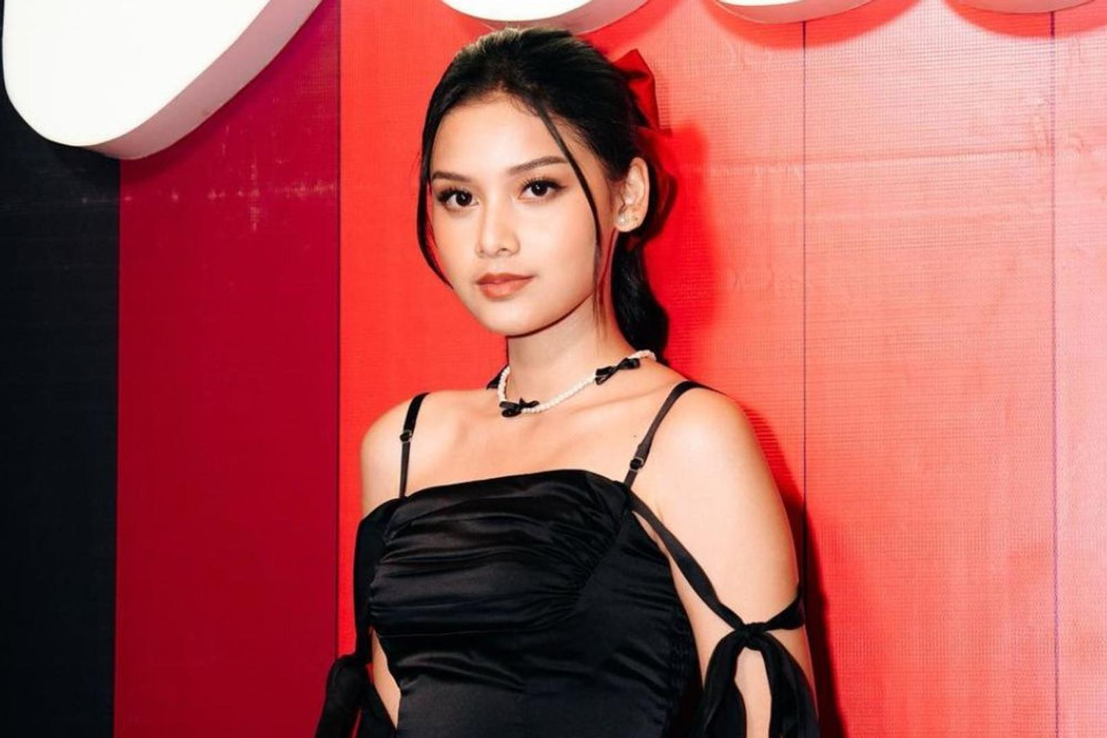 Glamour and Bold, Gaya Riasan A la Callista Arum 