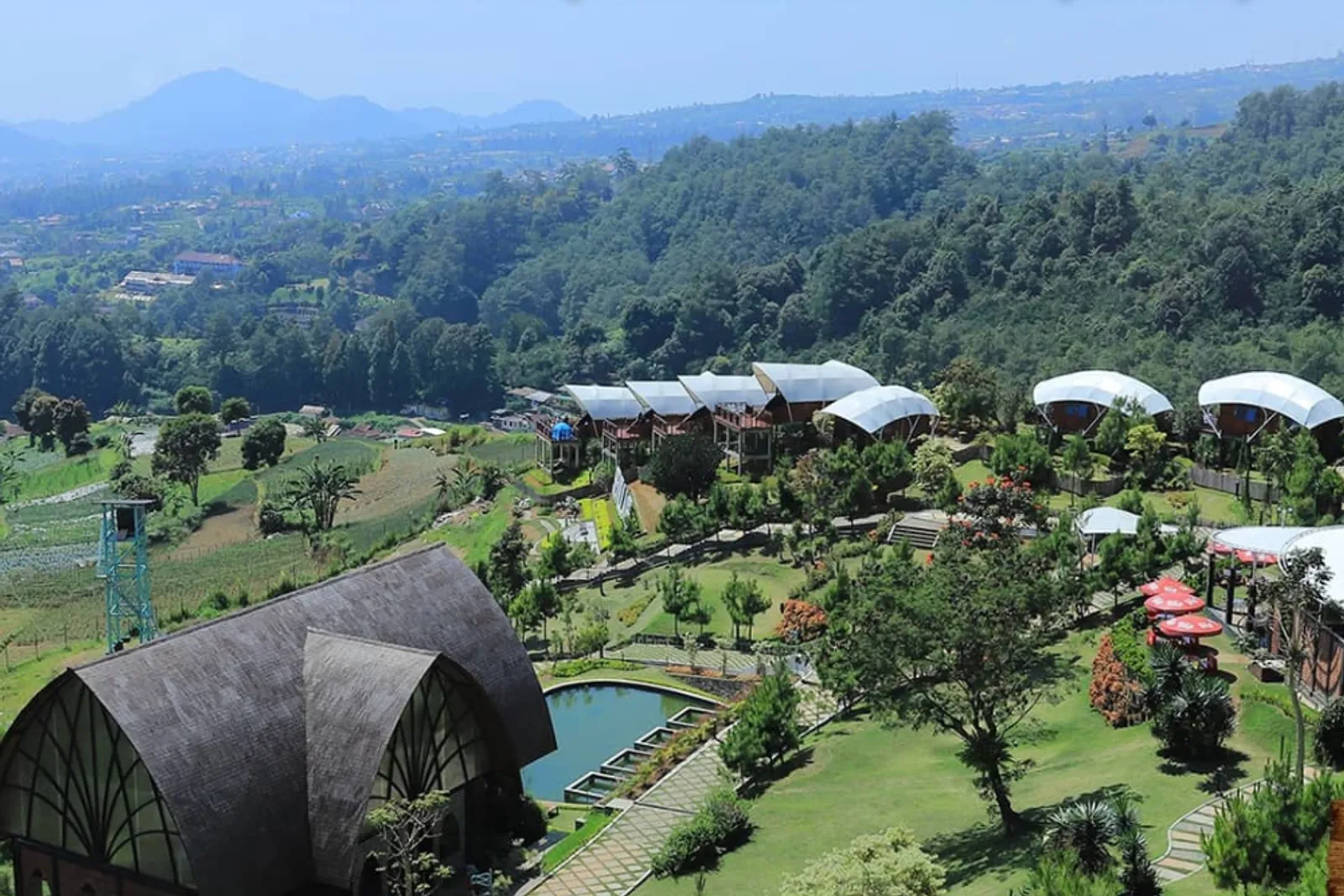 Taman Wisata Alam Sevillage Puncak: Lokasi, Rute, dan Wahana