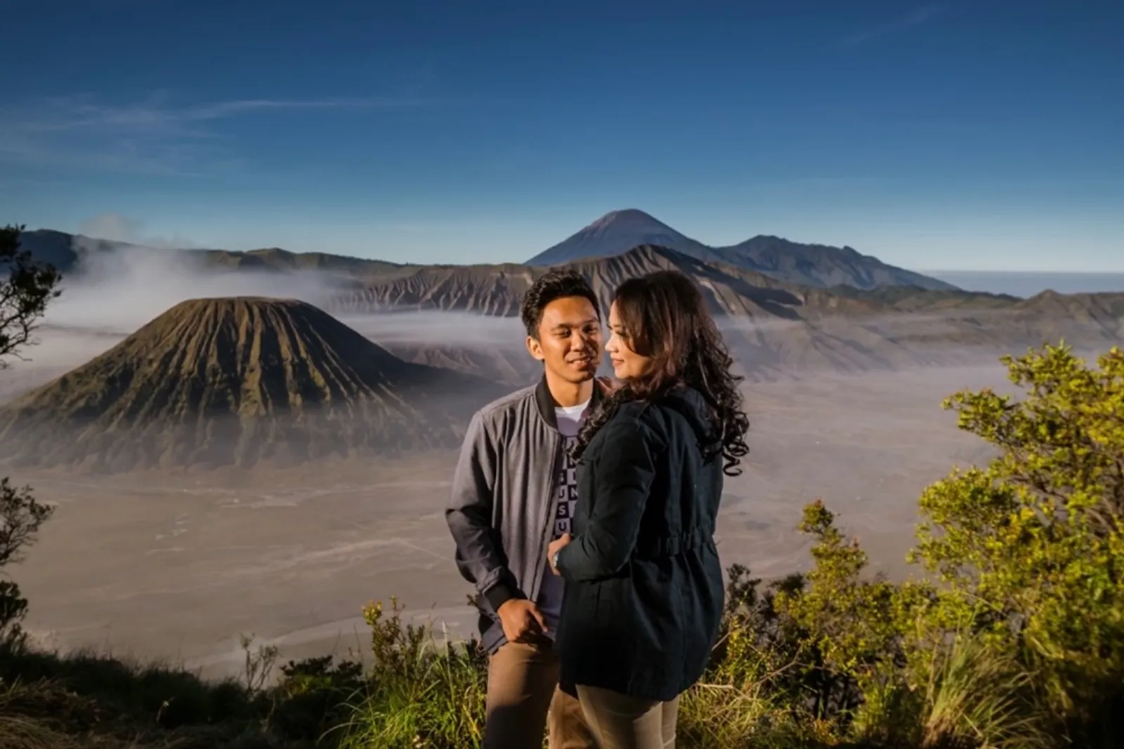 7 Lokasi Pre-Wedding Camping dengan Nuansa Eksotis