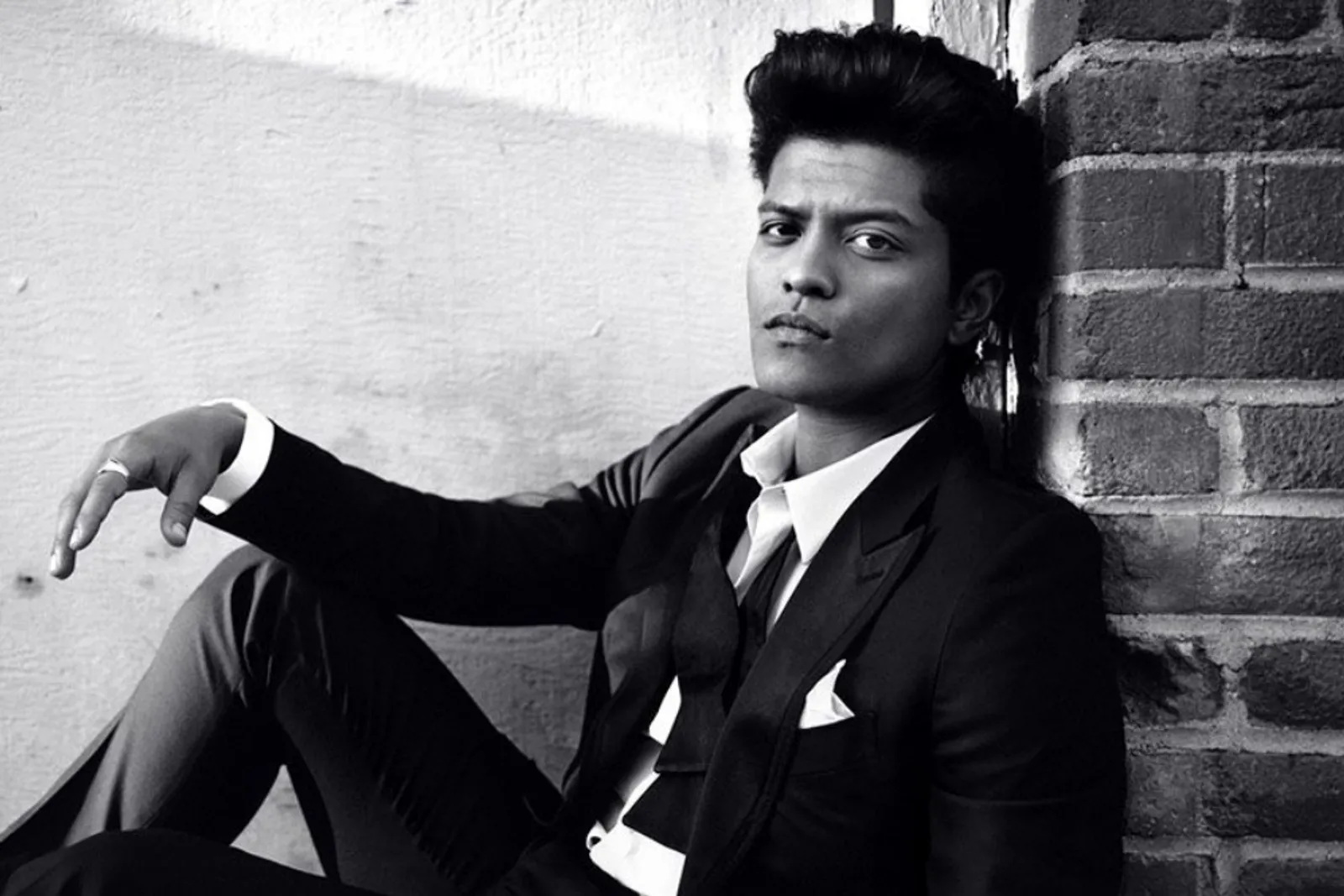 6 Lagu Favorit dari Bruno Mars yang Menggambarkan Kisah Cinta Kamu