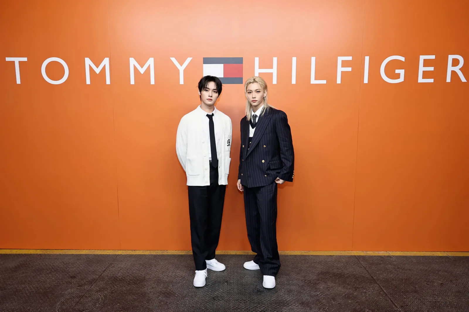 7 Gaya Kece Seleb Hadiri Tommy Hilfiger Spring 2025