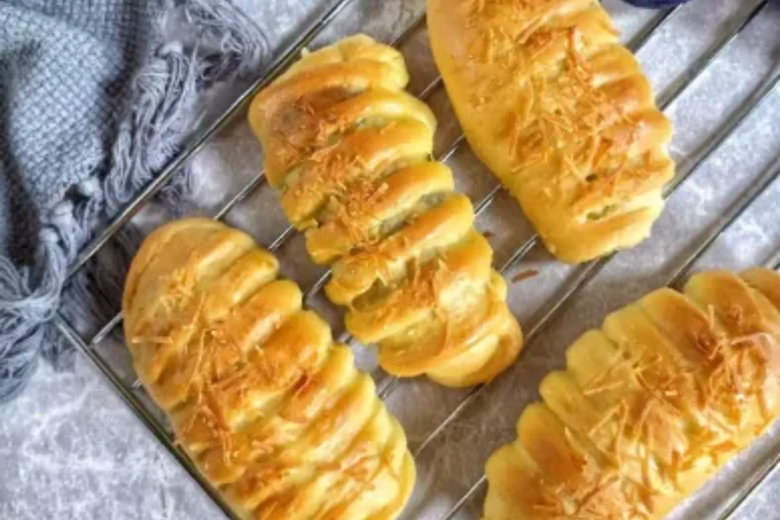 12 Cara Buat Roti Pisang yang Cocok Jadi Camilan di Rumah