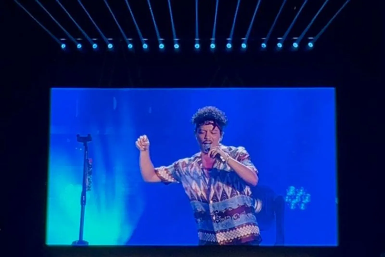 Bruno Mars Live in Jakarta, Singkat tapi Tetap Memikat