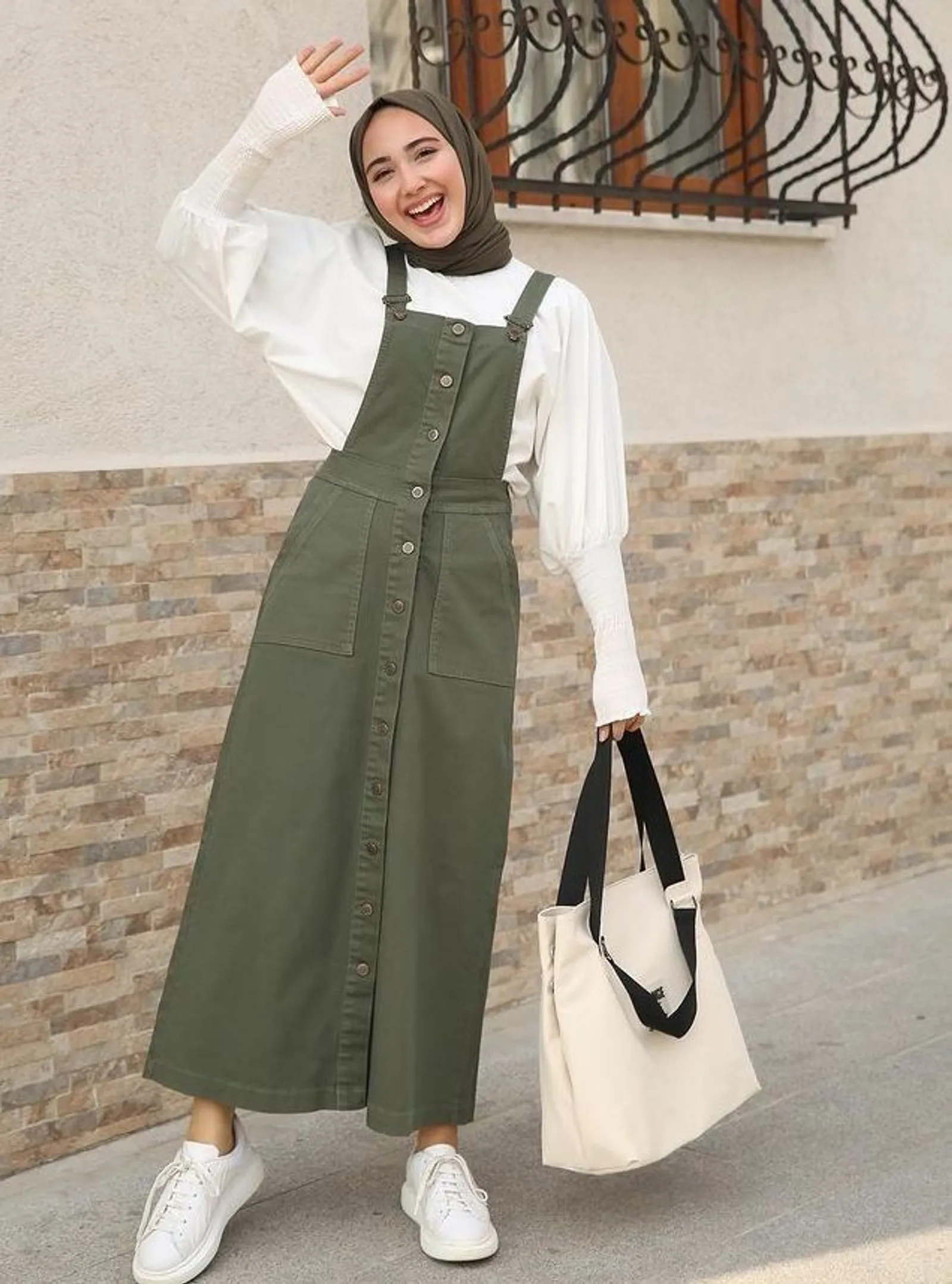 5 Ide OOTD Overall Rok Cargo A La Korean Look