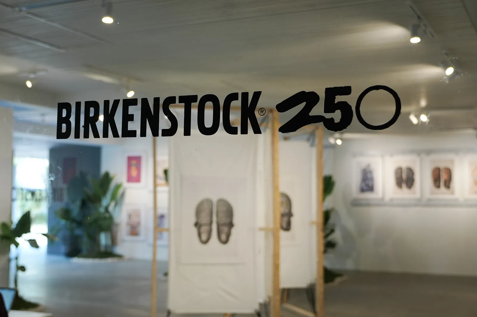 Rayakan 250 Tahun, BIRKENSTOCK Gelar Pameran di Ubud Bali