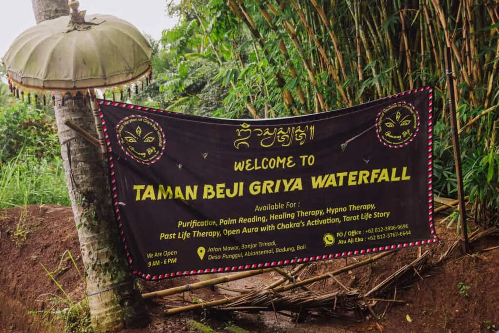 Taman Beji Griya Waterfall, Tempat Melukat di Bali yang Populer