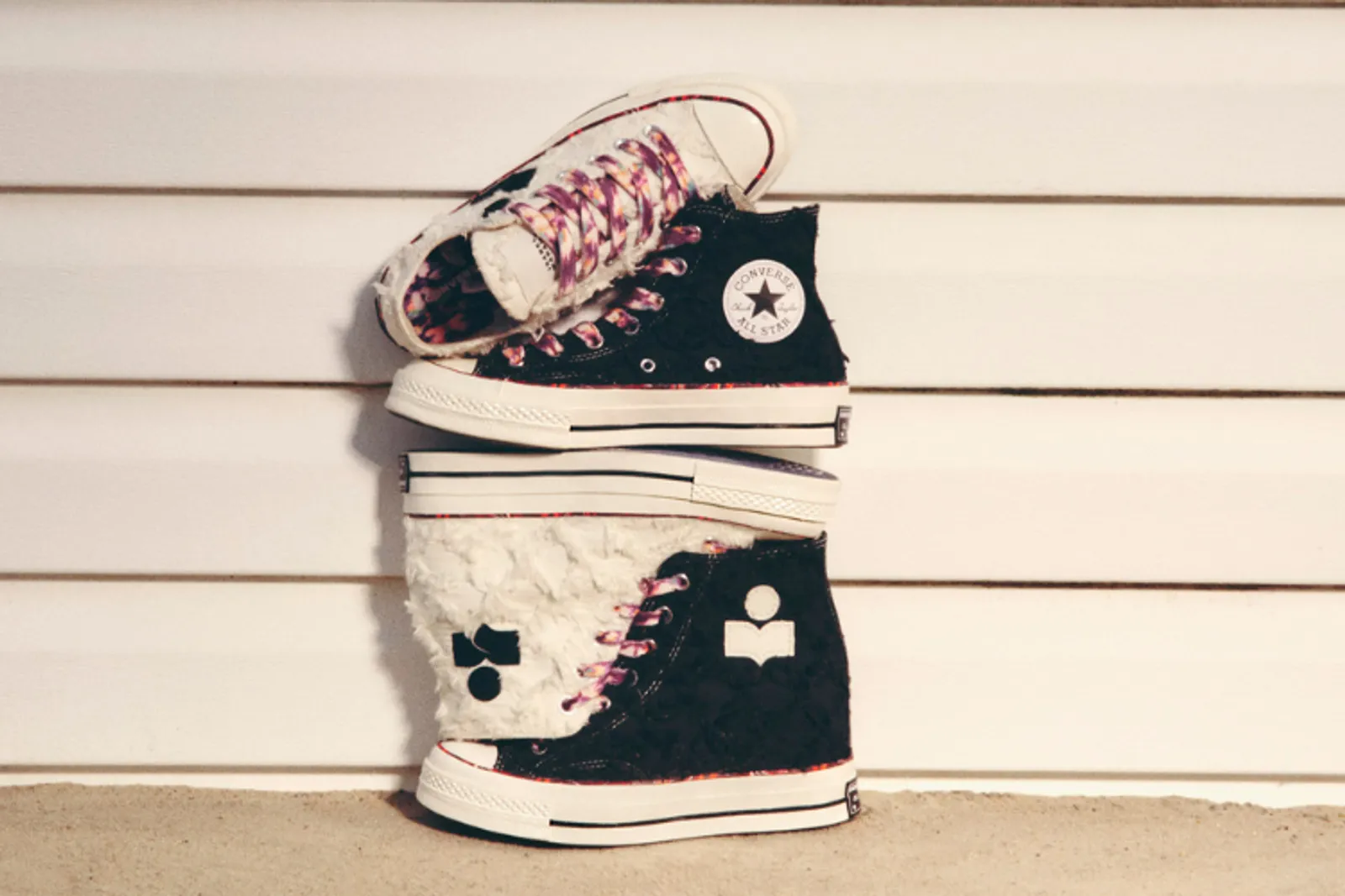 Converse x Isabel Marant Usung Chuck Taylor dan Sepatu Sneakers Wedge