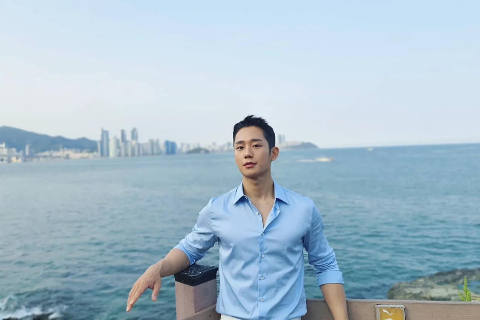 Profil dan Biodata Jung Hae In Beserta Fakta Menariknya