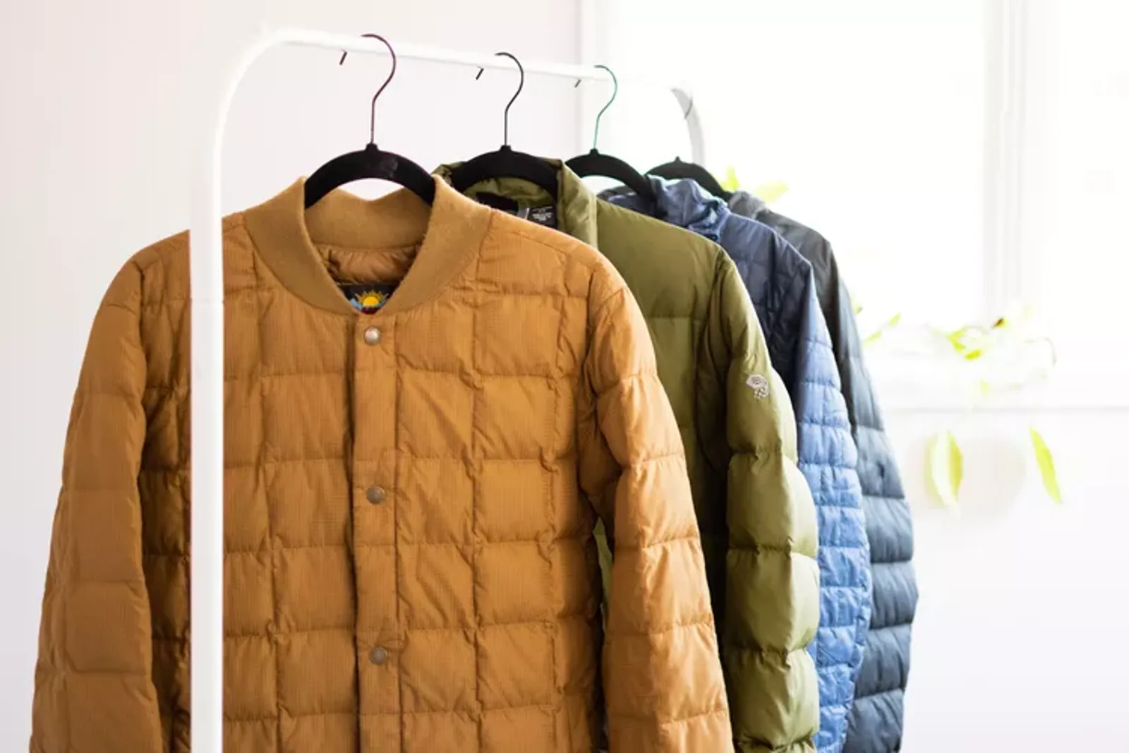 7 Tips Praktis Cara Mencuci Jaket Parka Agar Tetap Awet