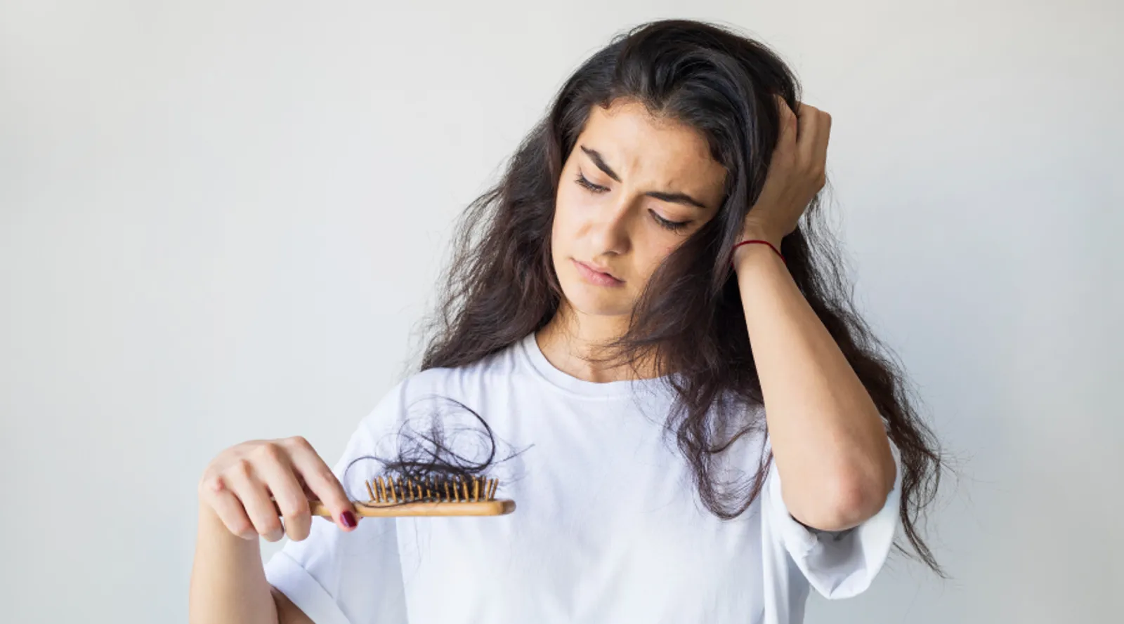 9 Arti Mimpi Rambut Rontok, Menandakan Kecemasan dan Kekhawatiran