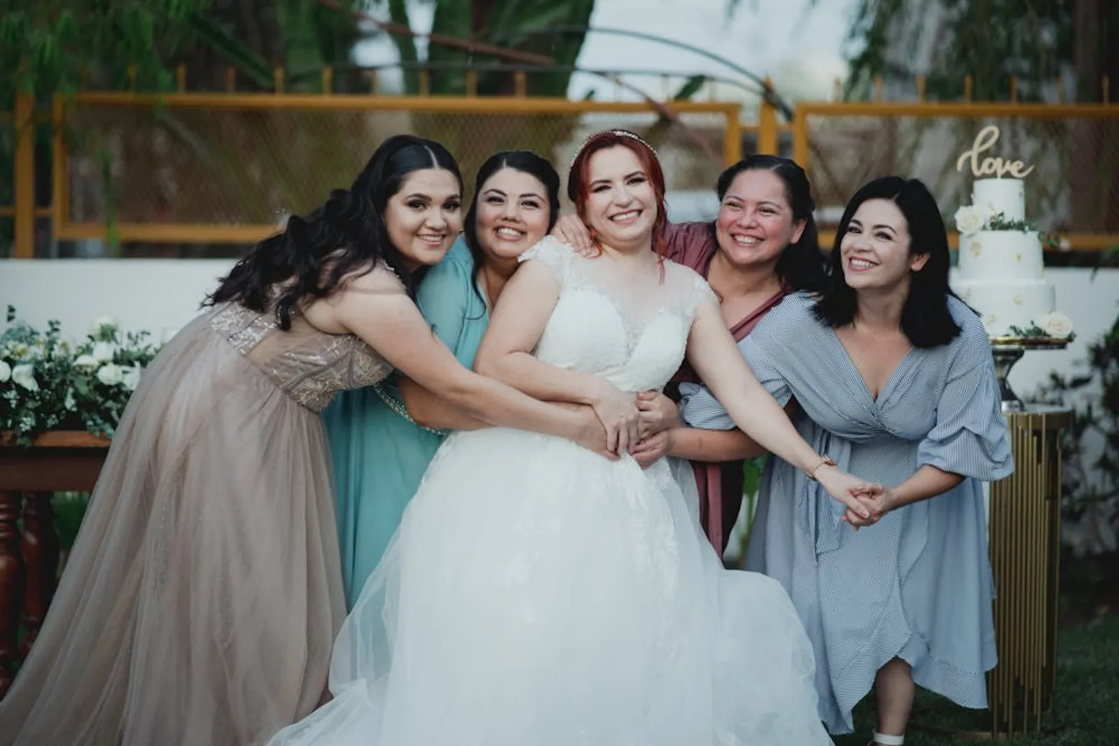 50 Caption Instagram Bridesmaid, Bikin Momen Makin Berkesan