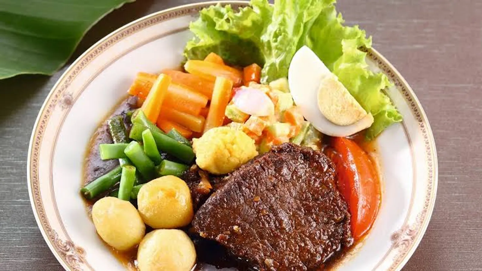 Resep Selat Solo, Bistik Khas Solo yang Autentik dan Kaya Rempah