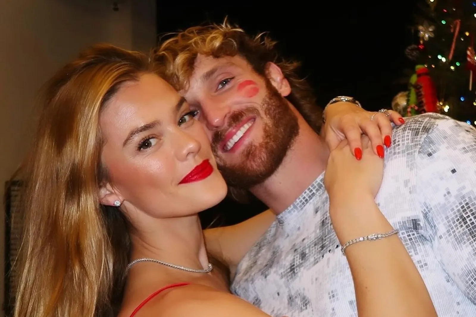 Kisah Cinta Logan Paul dan Nina Agdal, Sambut Kelahiran Anak Pertama!