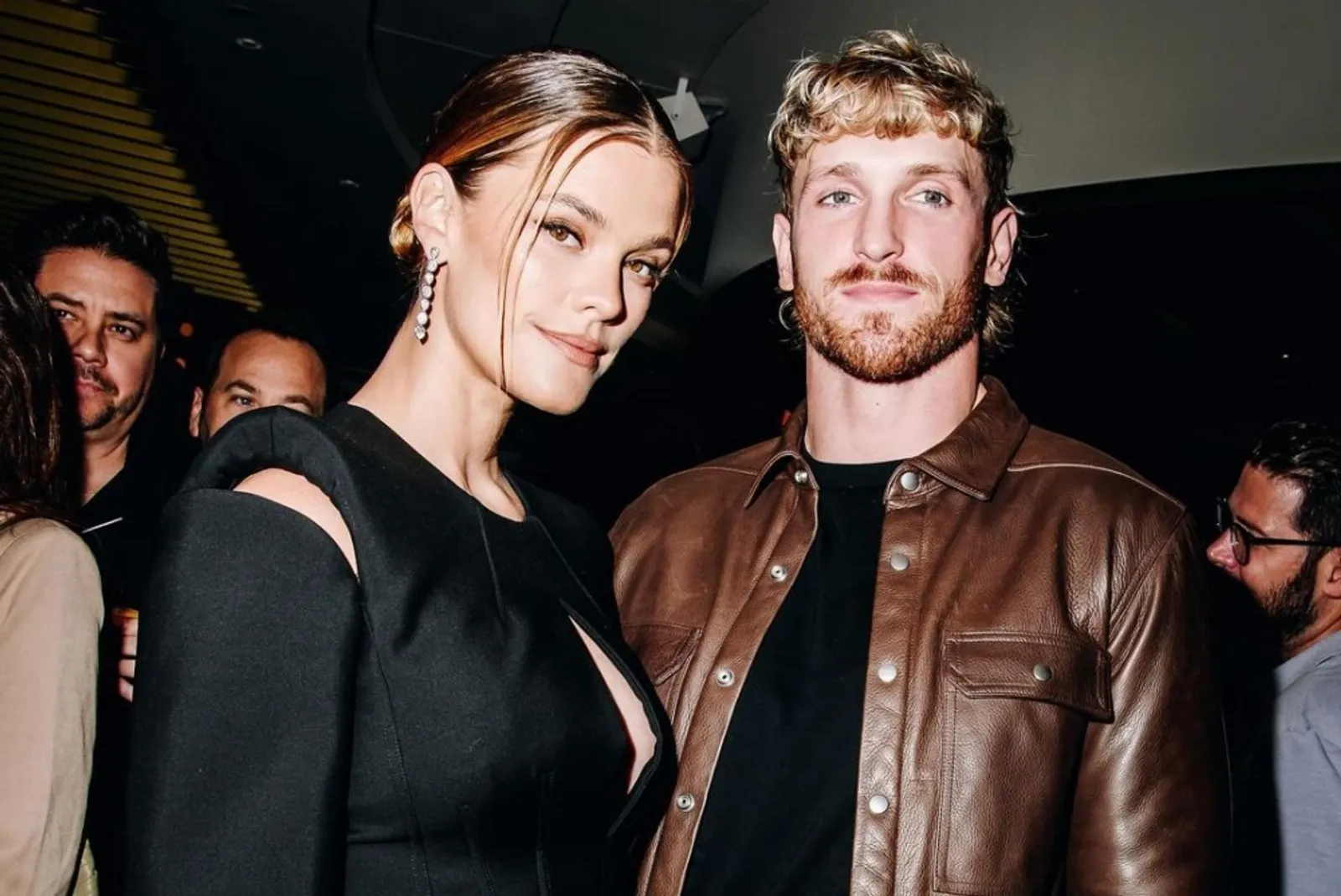 Kisah Cinta Logan Paul dan Nina Agdal, Sambut Kelahiran Anak Pertama!