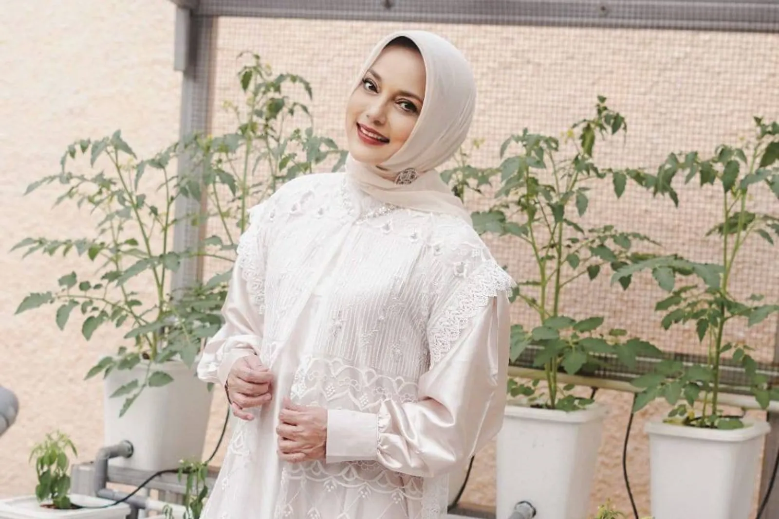 7 Fakta Keluarga Marissa Haque Istri Ikang Fawzi, Punya Dua Adik Artis