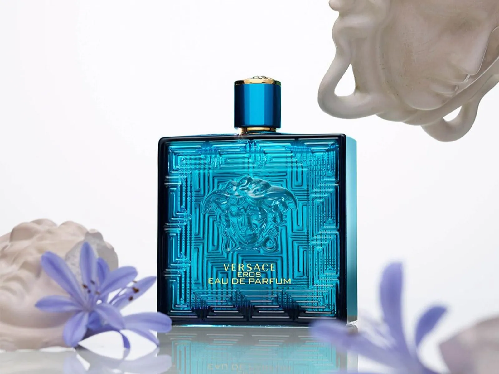 6 Rekomendasi Parfum Versace Eros yang Paling Wangi