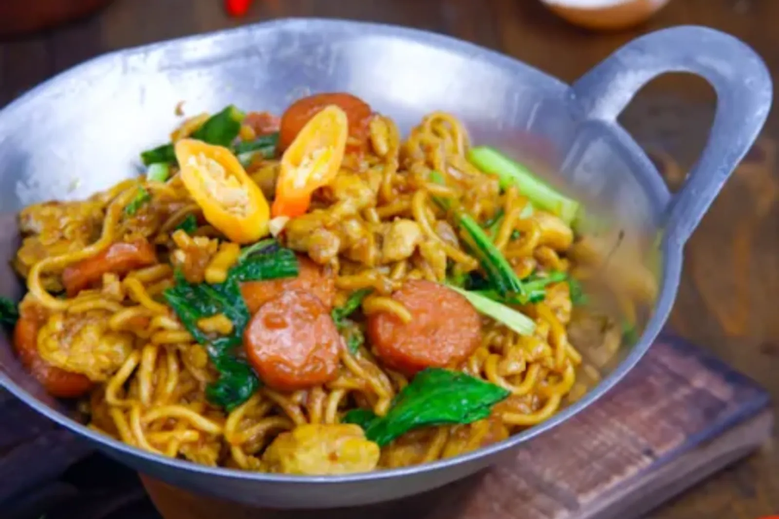 6 Resep Mie Tek-Tek Kuah dan Goreng, Lezat Menggugah Selera