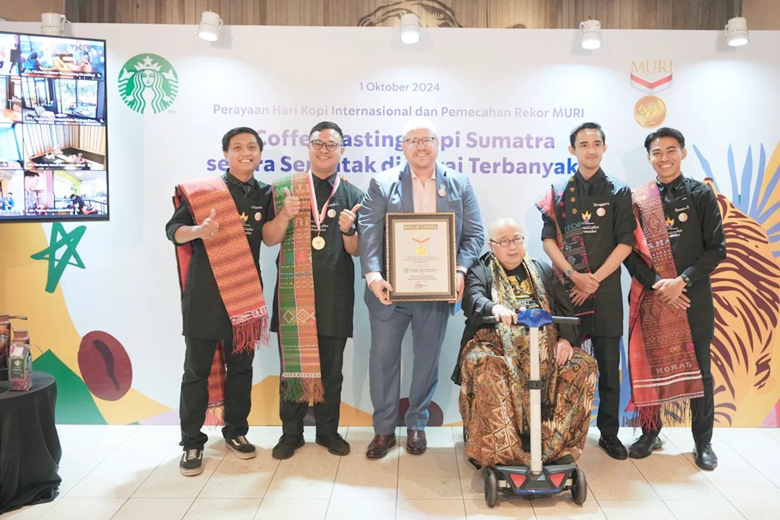 Rayakan Hari Kopi Internasional 2024, 
Starbucks Indonesia Catat Rekor