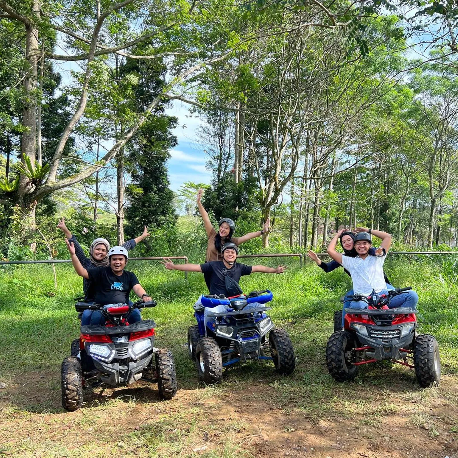 10 Wisata Puncak Bogor untuk Liburan Seru bareng Orang Tersayang