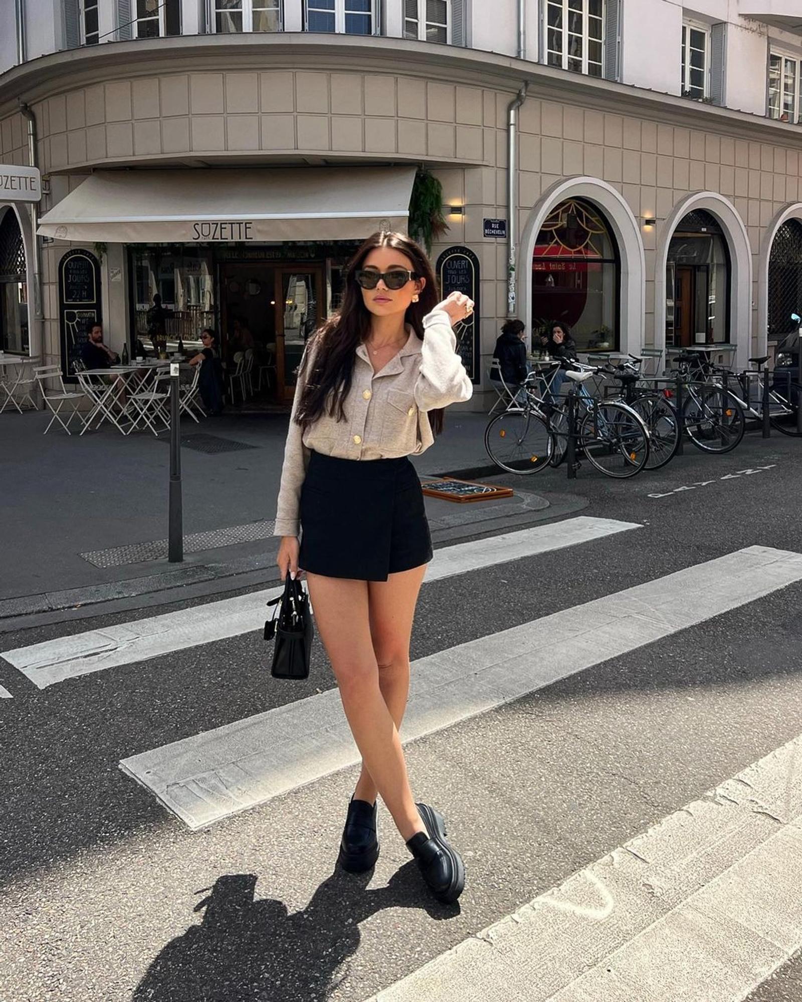5 Style Rok Celana Trendi dan Tips Modis Padu-Padannya