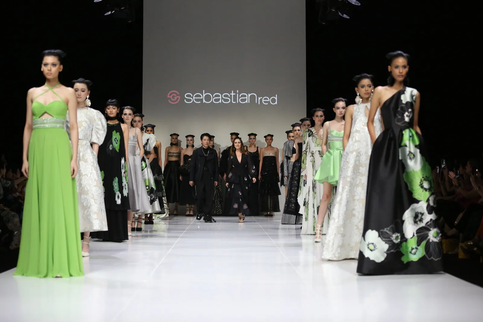 6 Desainer Tampilkan Karya Terbaik di The Langham Fashion Soirée