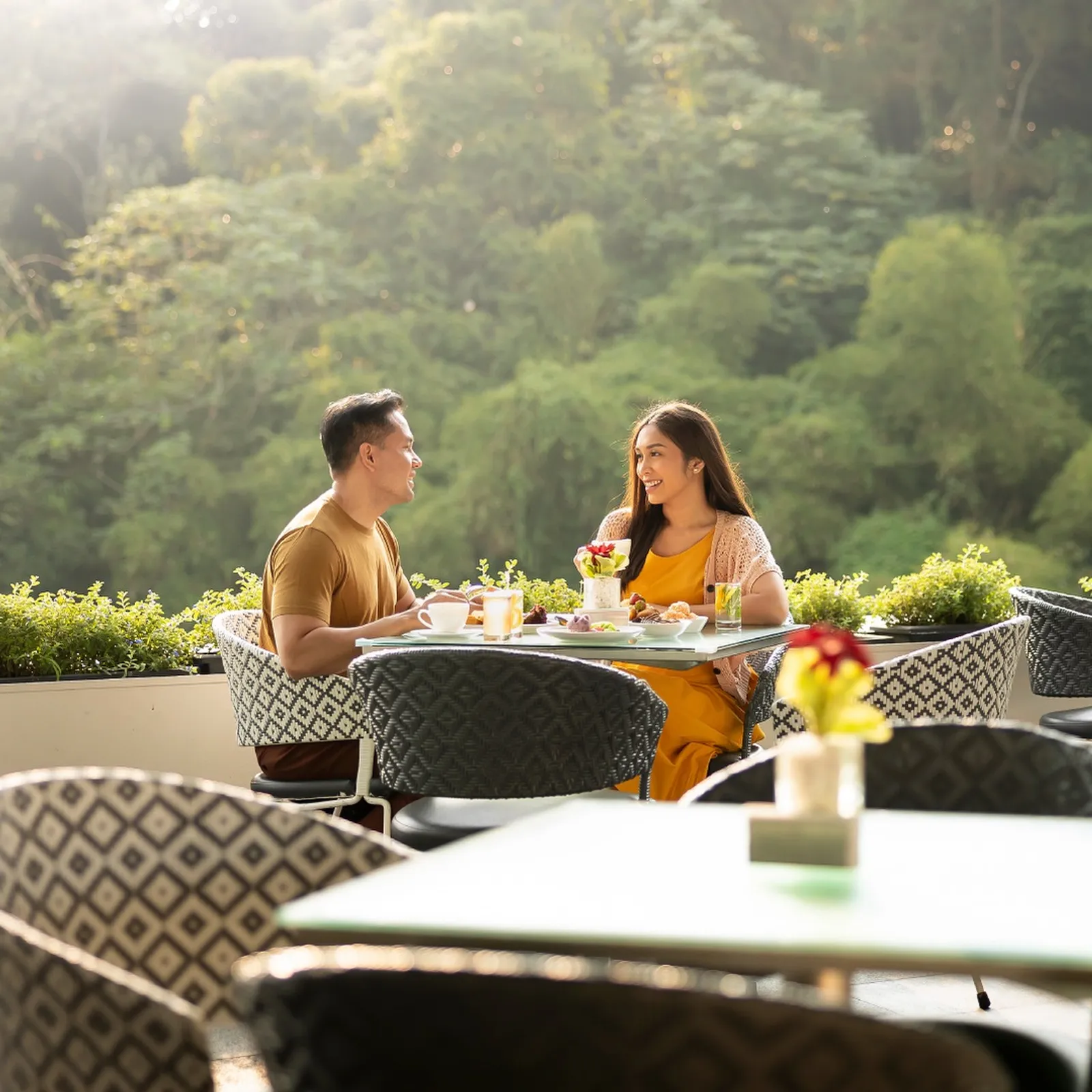 12 Tempat Dinner Romantis di Bandung, Estetik nan Instagrammable!