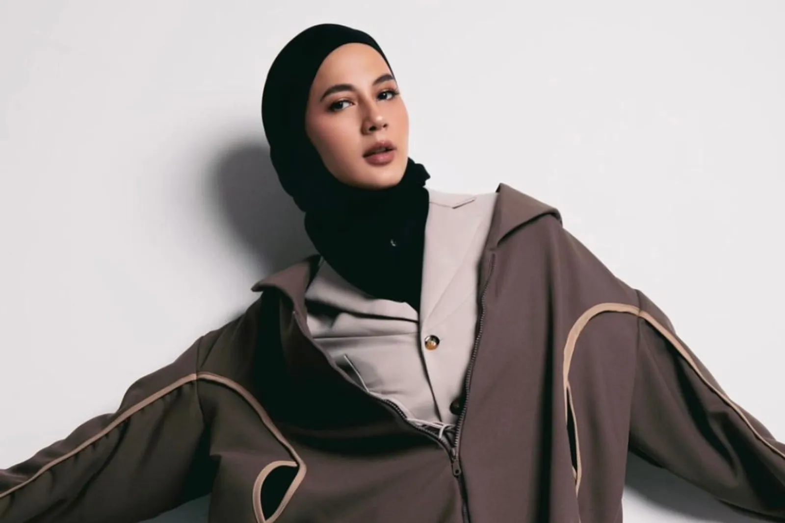 Profil Paula Verhoeven, Finalis Model GADIS Sampul Tahun 2001