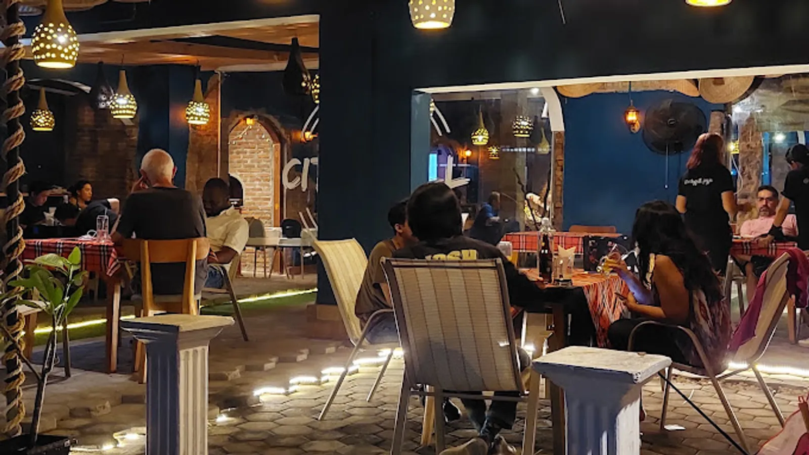 9 Tempat Dinner Romantis di Jogja, Suasananya Bikin Nyaman!