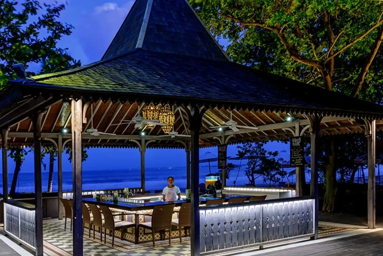 9 Tempat Dinner Romantis di Bali, Ciptakan Momen Berkesan!