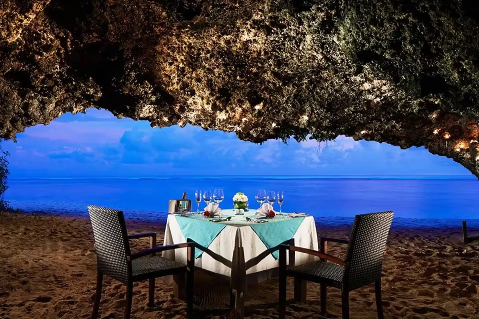 9 Tempat Dinner Romantis di Bali, Ciptakan Momen Berkesan!