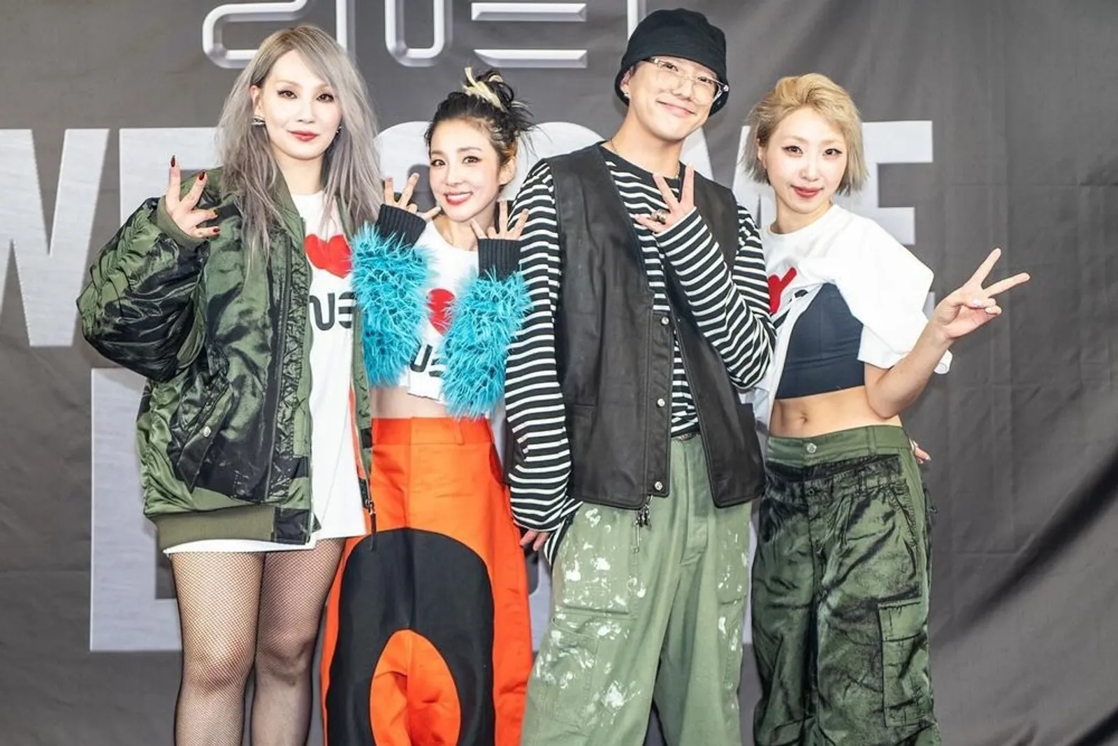 Deretan Momen YG Family Datang ke Konser 2NE1, Bikin Flashback!