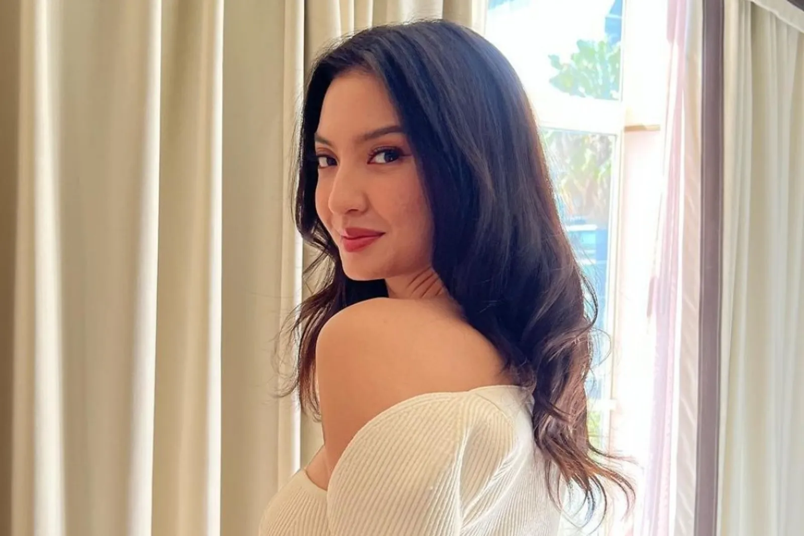 7 Fakta Keluarga Raline Shah, Anak Konglomerat di Medan!