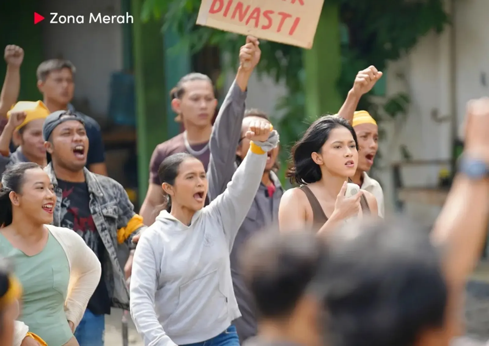 Kisah Aghniny Haque Terlibat dalam Proyek Serial 'Zona Merah'