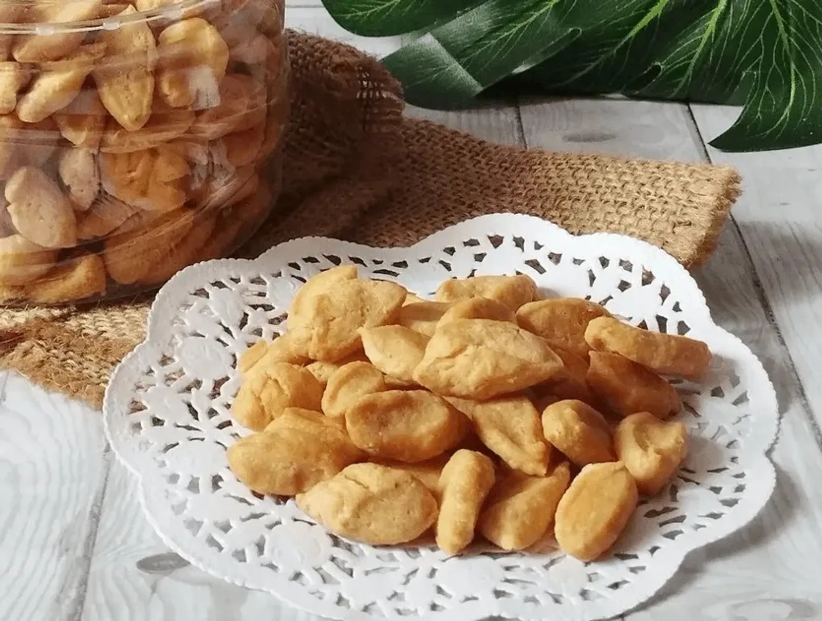 3 Resep Camilan dari Tepung Terigu yang Digoreng, Anak Kos Friendly!